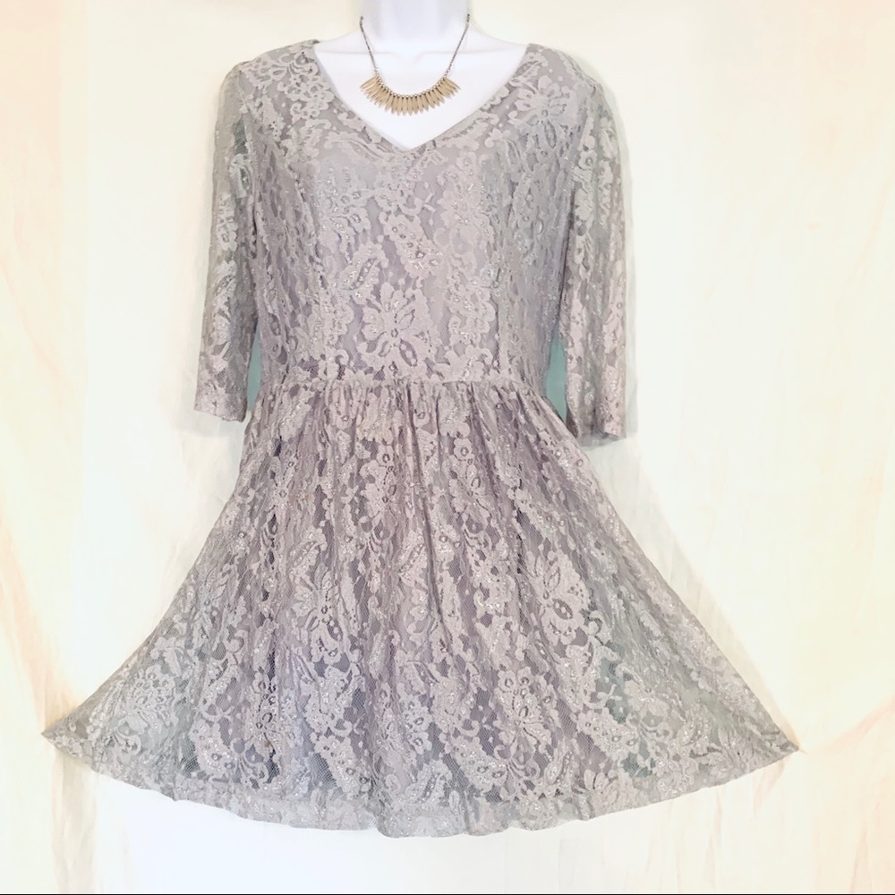 Kensie Lacy mini dress - Picture 2 of 8